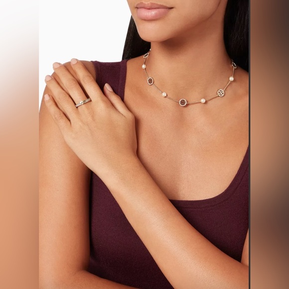 NWT Authentic Luxury Minimalist Tory Burch Crystal Pearl Logo Necklace - Picture 3 of 17